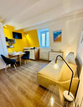 Studio Hissez Haut - idéalement placé, plage, restaurants, commerces